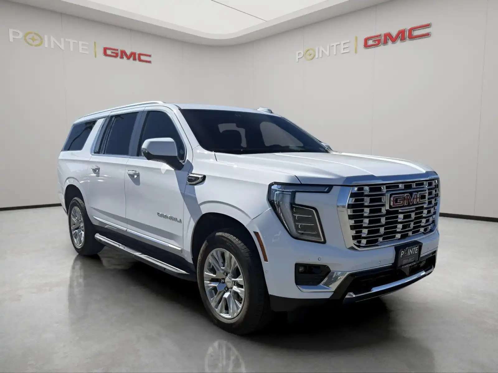 2025 GMC Yukon Denali AWD's photo