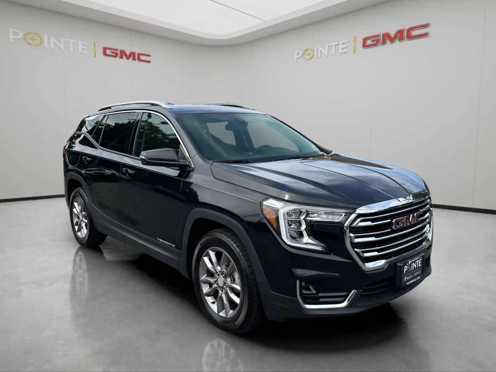 2023 GMC Terrain SLT AWD's photo
