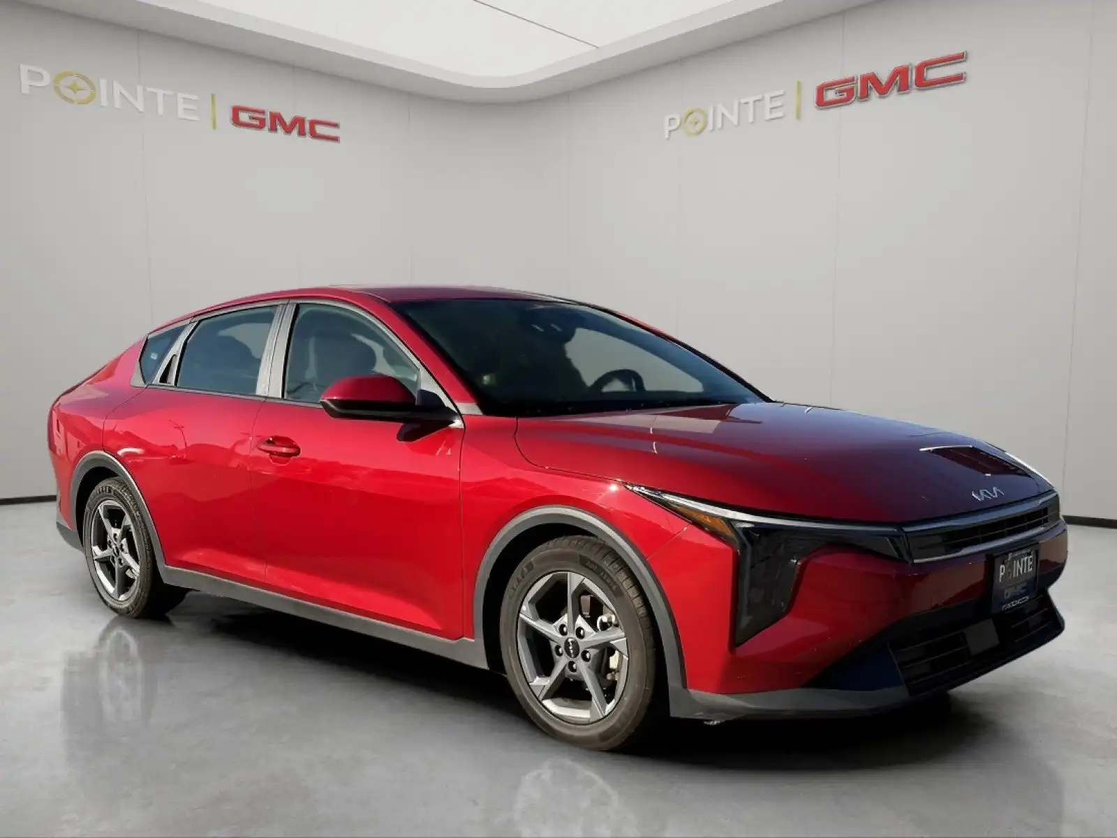 2025 Kia K4 LXS Auto's photo