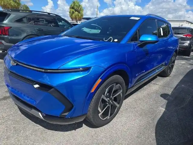 2025 Chevrolet Equinox EV 2LT FWD's photo
