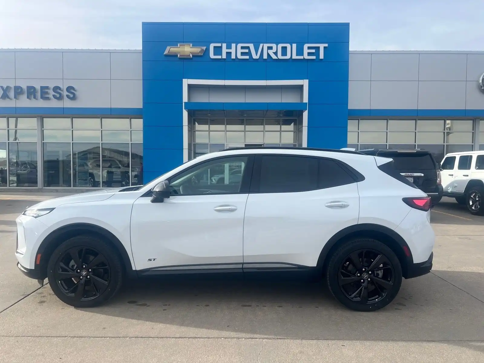 2026 Buick Envision Sport Touring AWD's photo