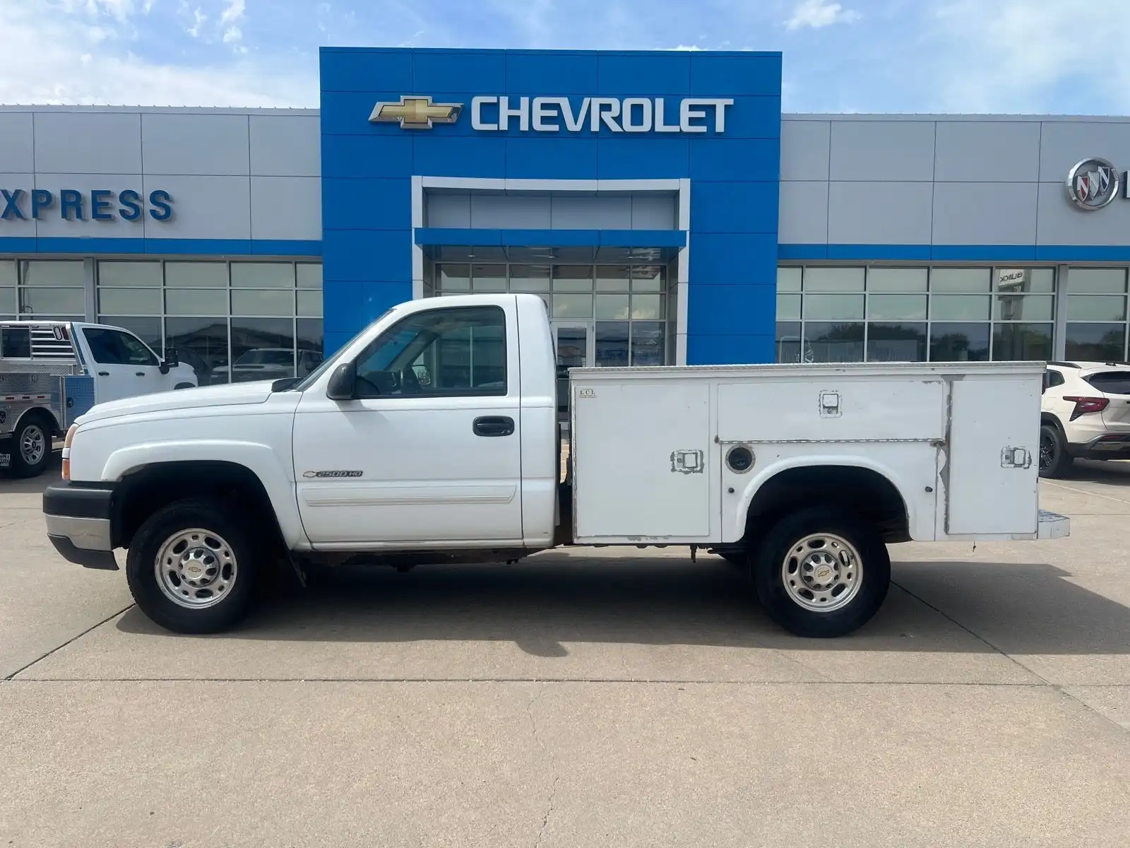 2005 Chevrolet Silverado HD LS 4WD Regular Cab LWB's photo