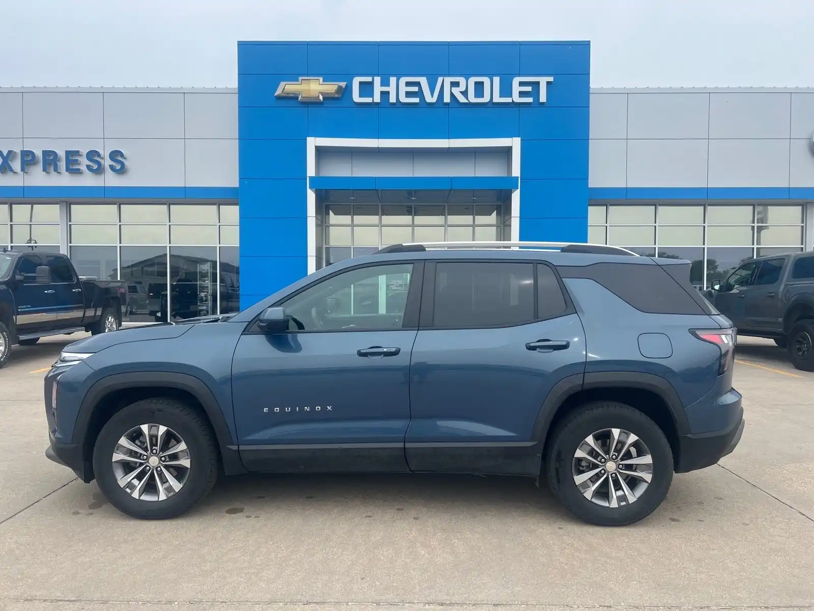 2025 Chevrolet Equinox 1.5T LT AWD's photo