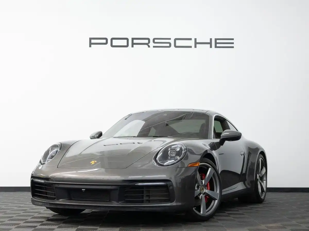 2024 Porsche 911 Carrera GTS Coupe's photo