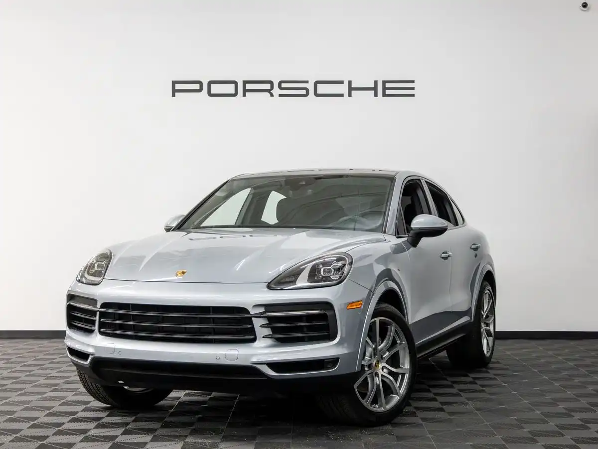 2020 Porsche Cayenne Base's photo