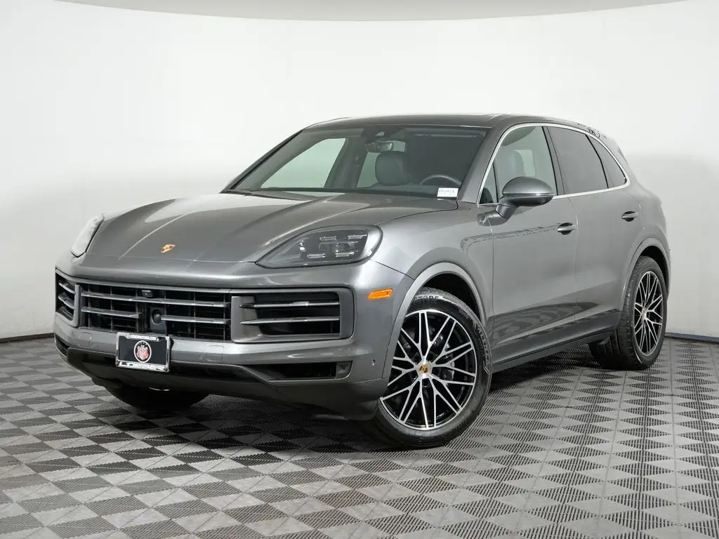 2024 Porsche Cayenne Base photo 1