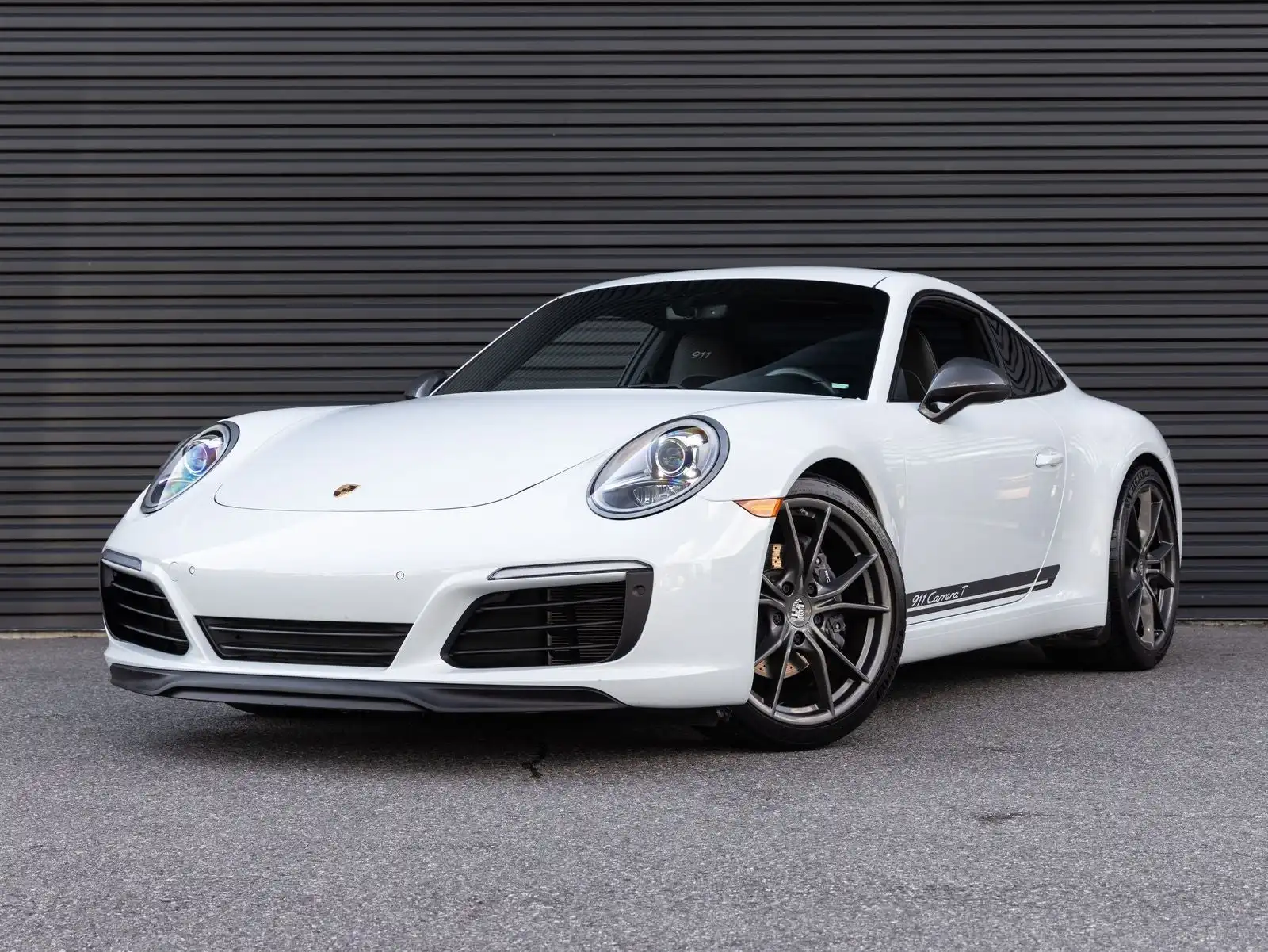 2018 Porsche 911 Carrera T Coupe's photo