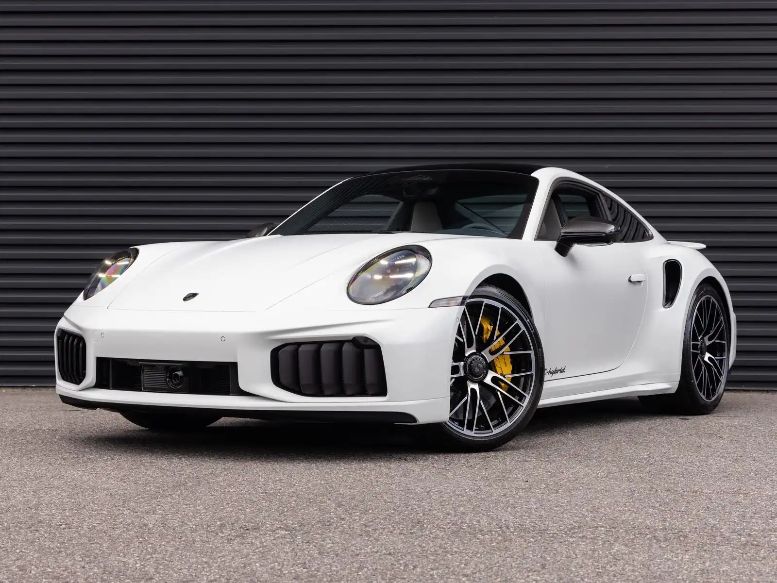 2026 Porsche 911 Turbo S Coupe's photo