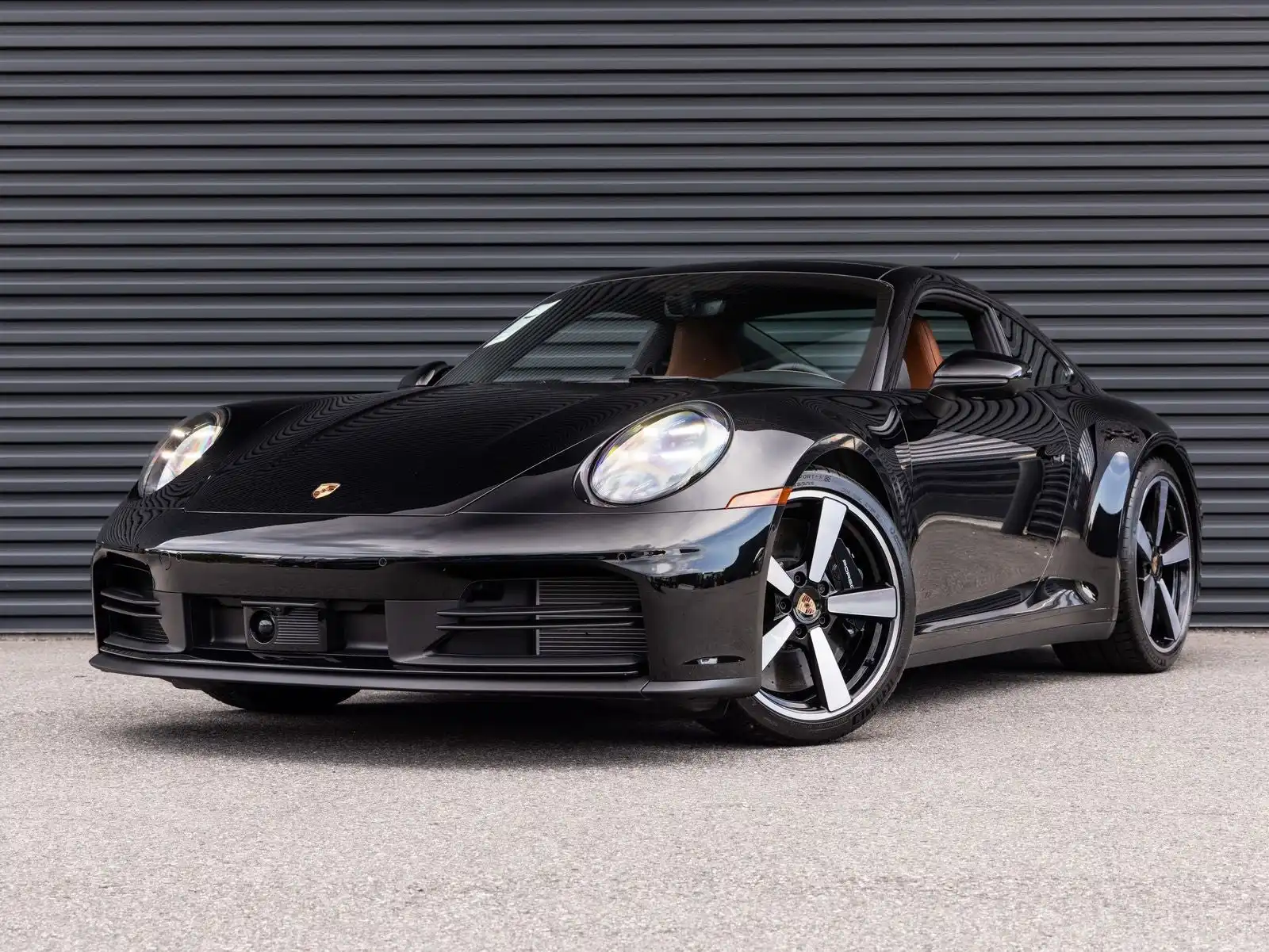 2025 Porsche 911 Carrera S Coupe's photo