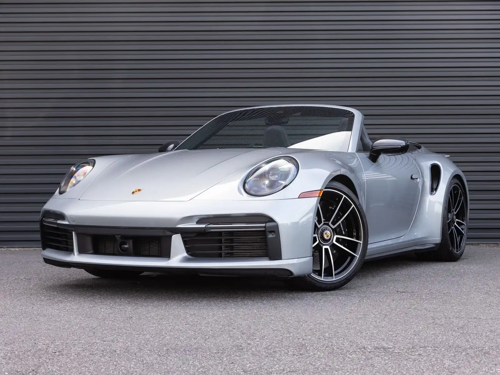 2022 Porsche 911 Turbo S Cabriolet's photo
