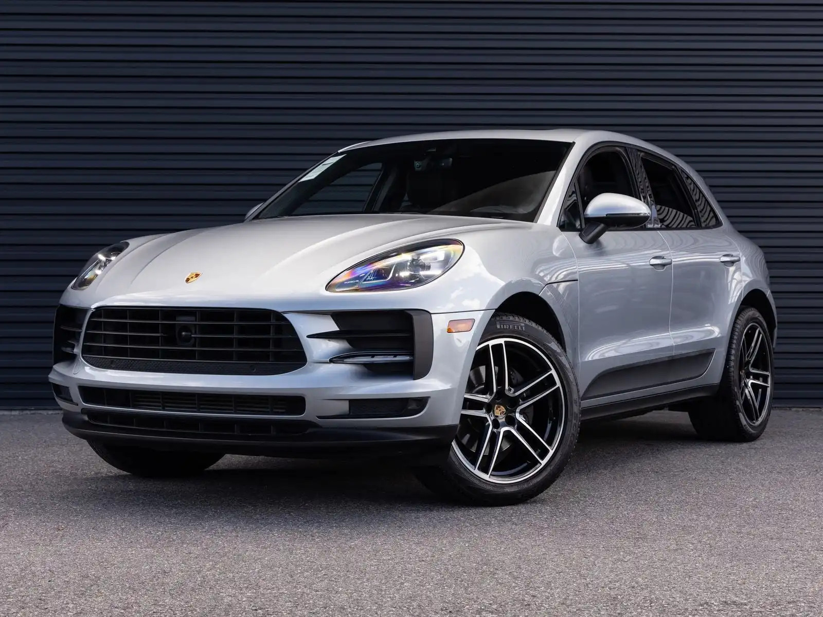 2020 Porsche Macan Base's photo