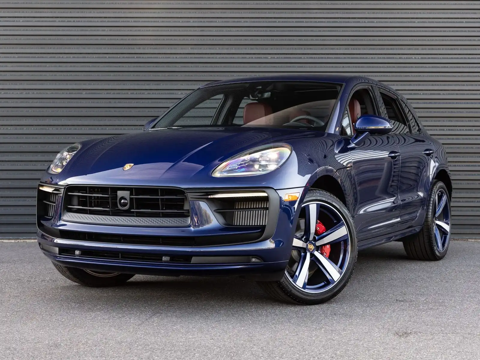 2025 Porsche Macan S's photo