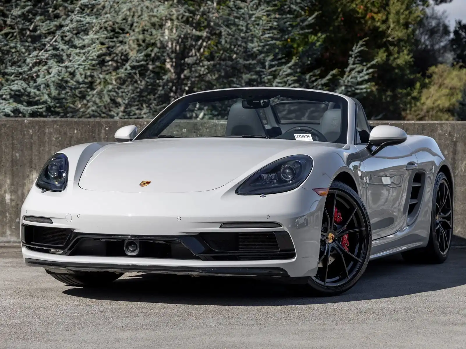 2025 Porsche 718 Boxster S's photo