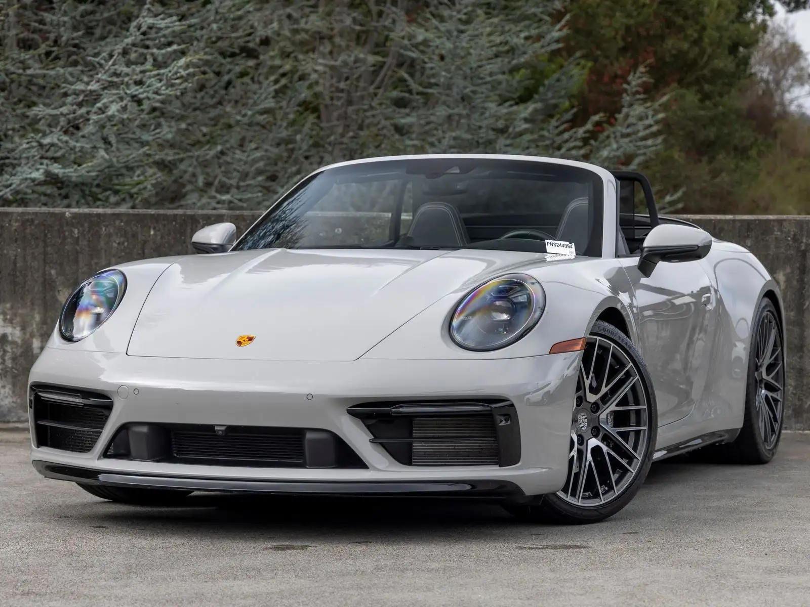 2022 Porsche 911 911 Carrera 4S Cabriolet's photo