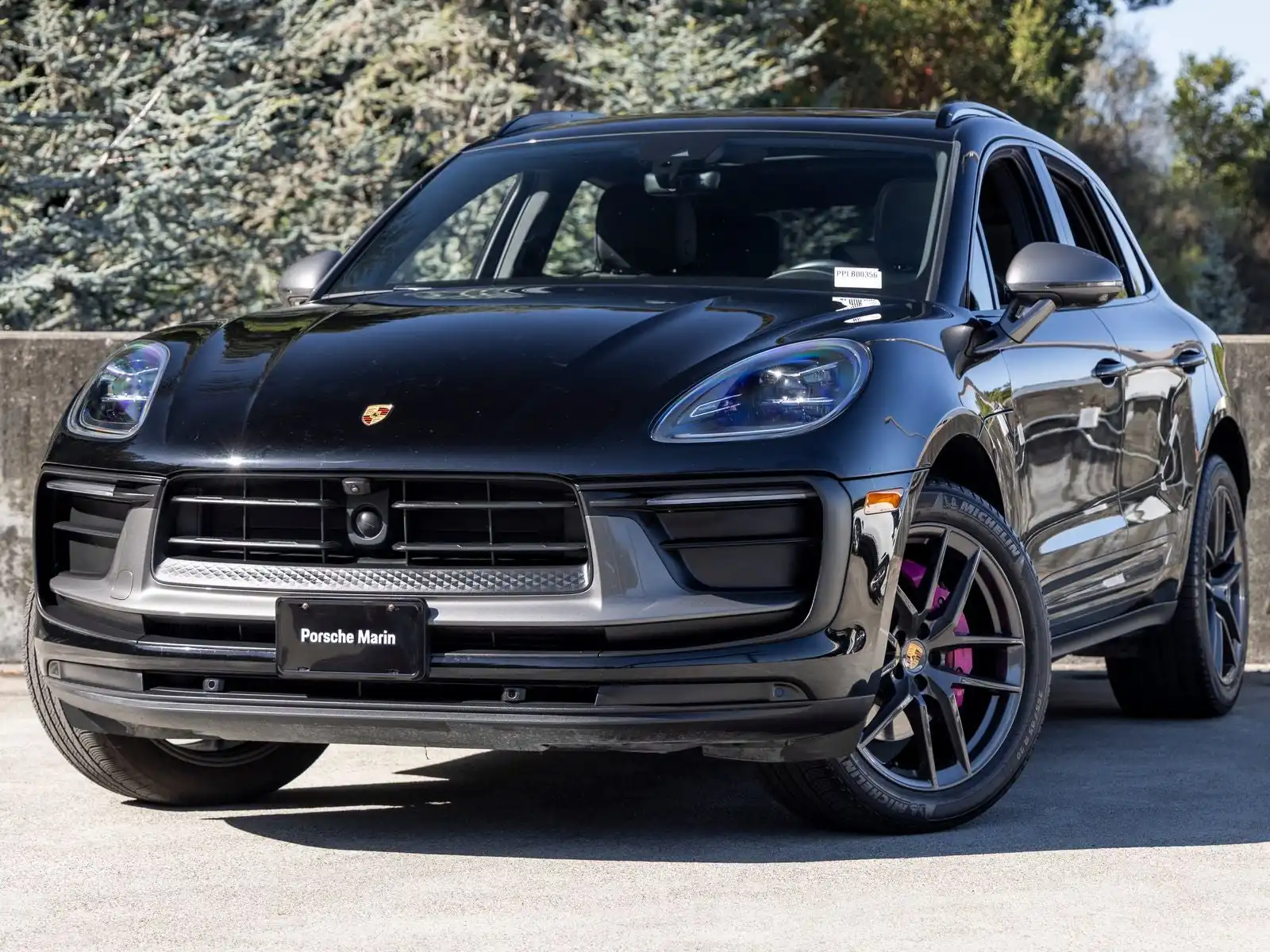 2023 Porsche Macan T's photo