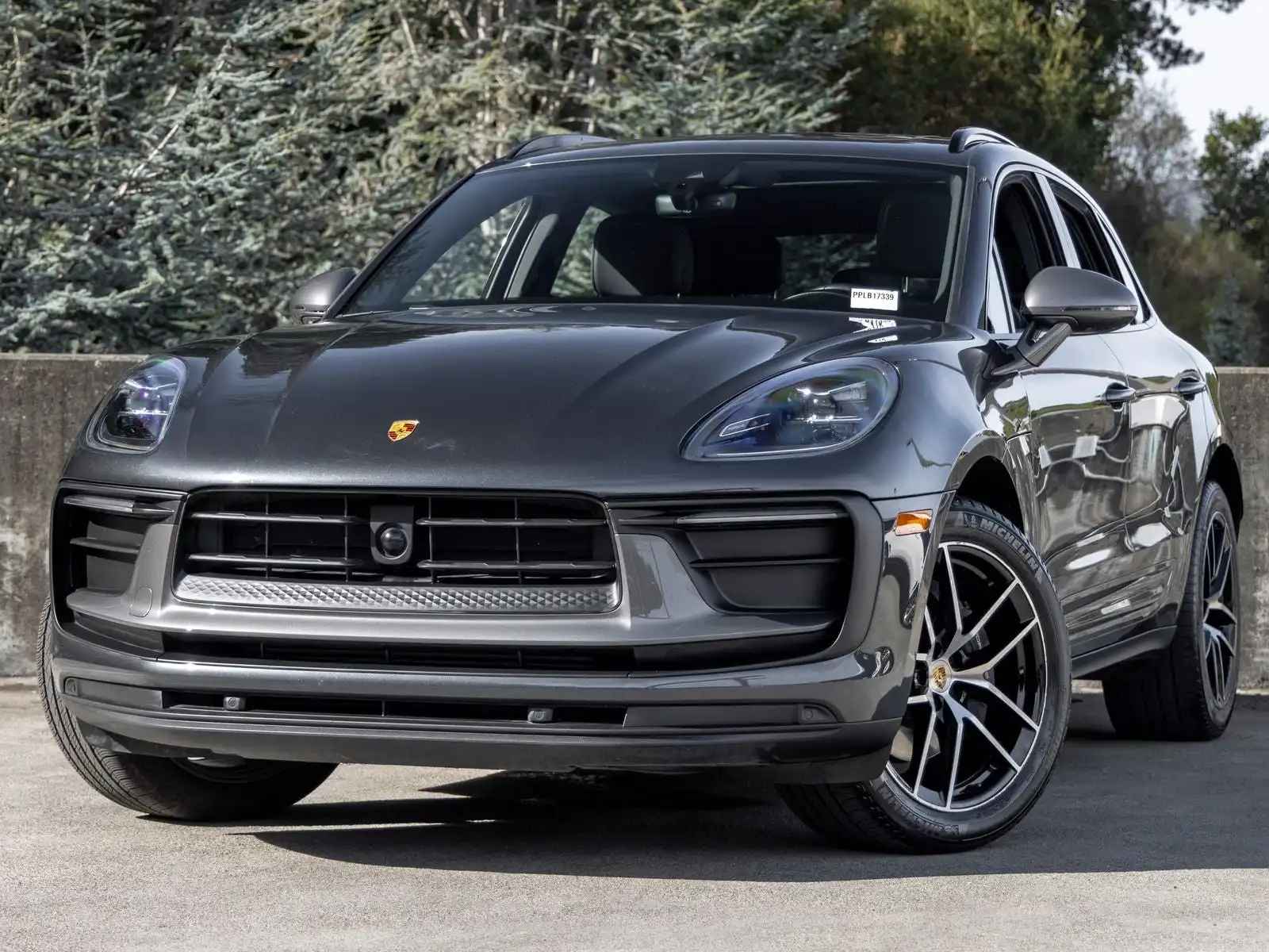 2023 Porsche Macan T's photo