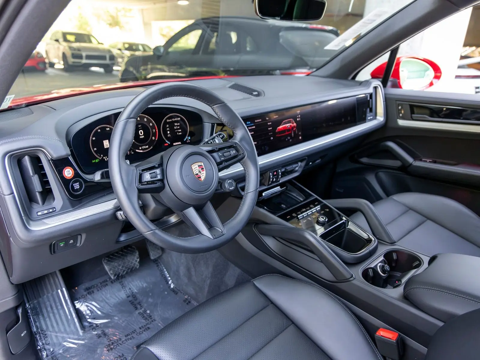 2026 Porsche Cayenne Base photo 4