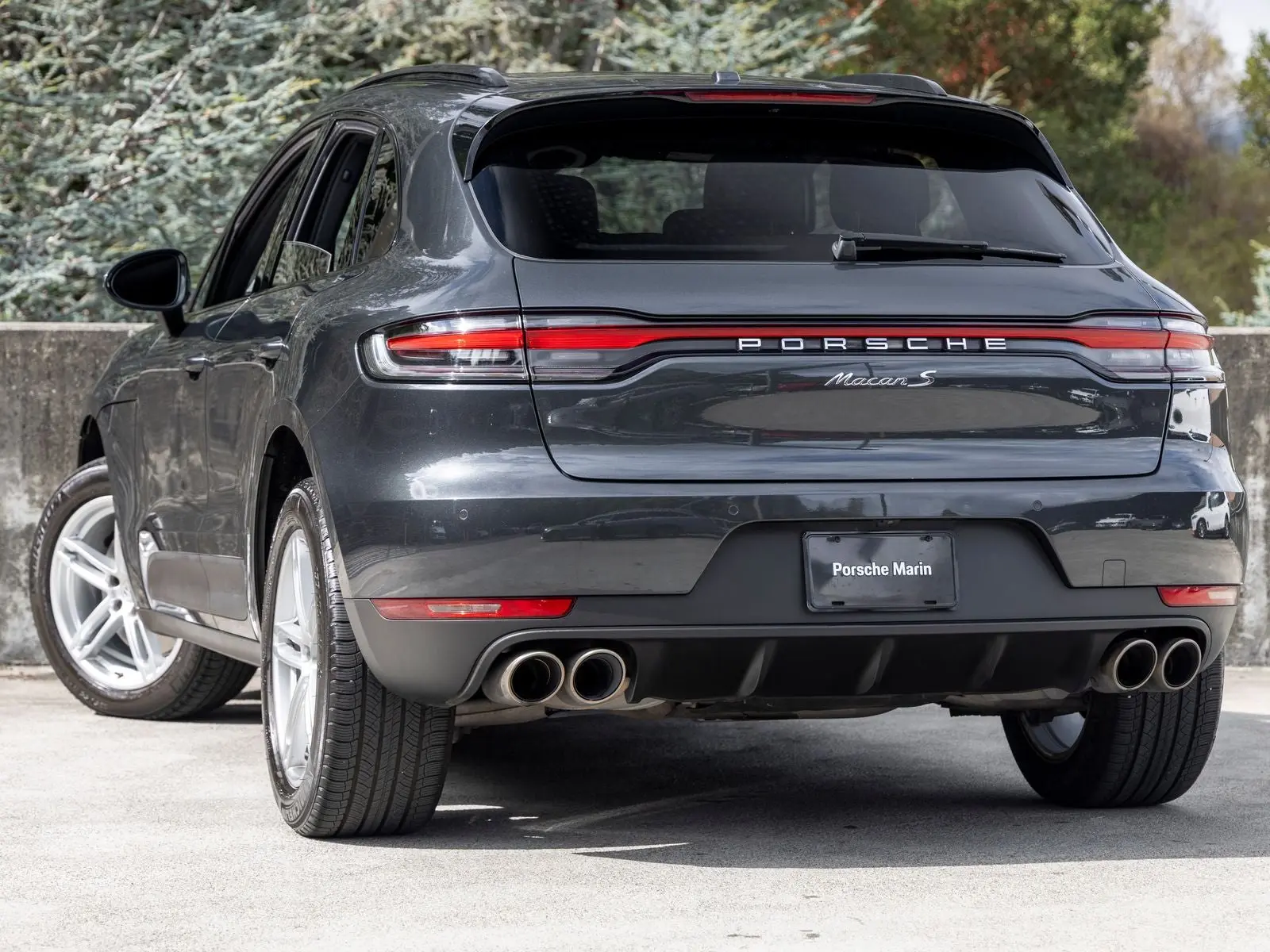 2021 Porsche Macan S photo 3