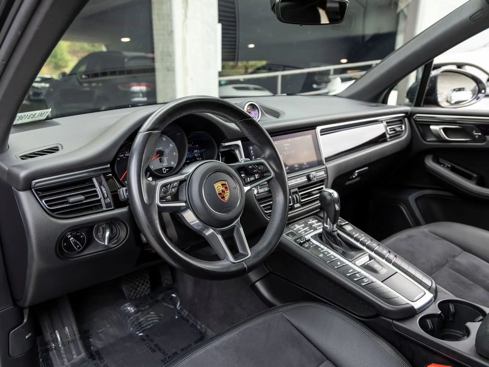 2021 Porsche Macan S photo 4