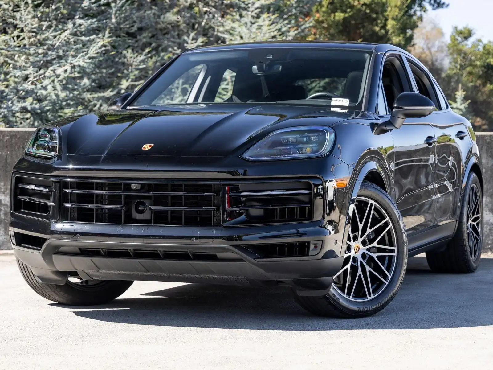 2024 Porsche Cayenne Base's photo