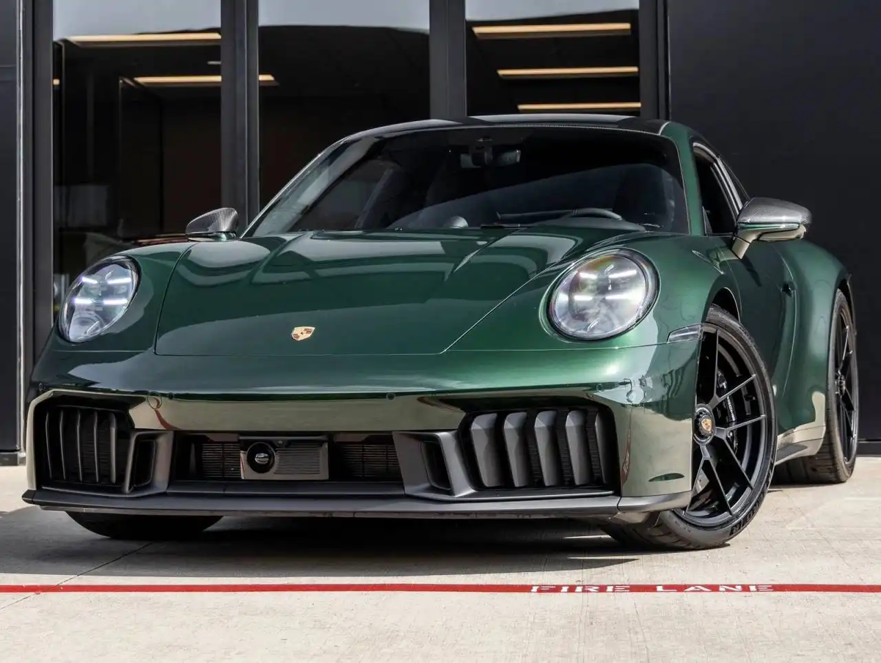 2026 Porsche 911 Carrera 4 GTS Coupe's photo
