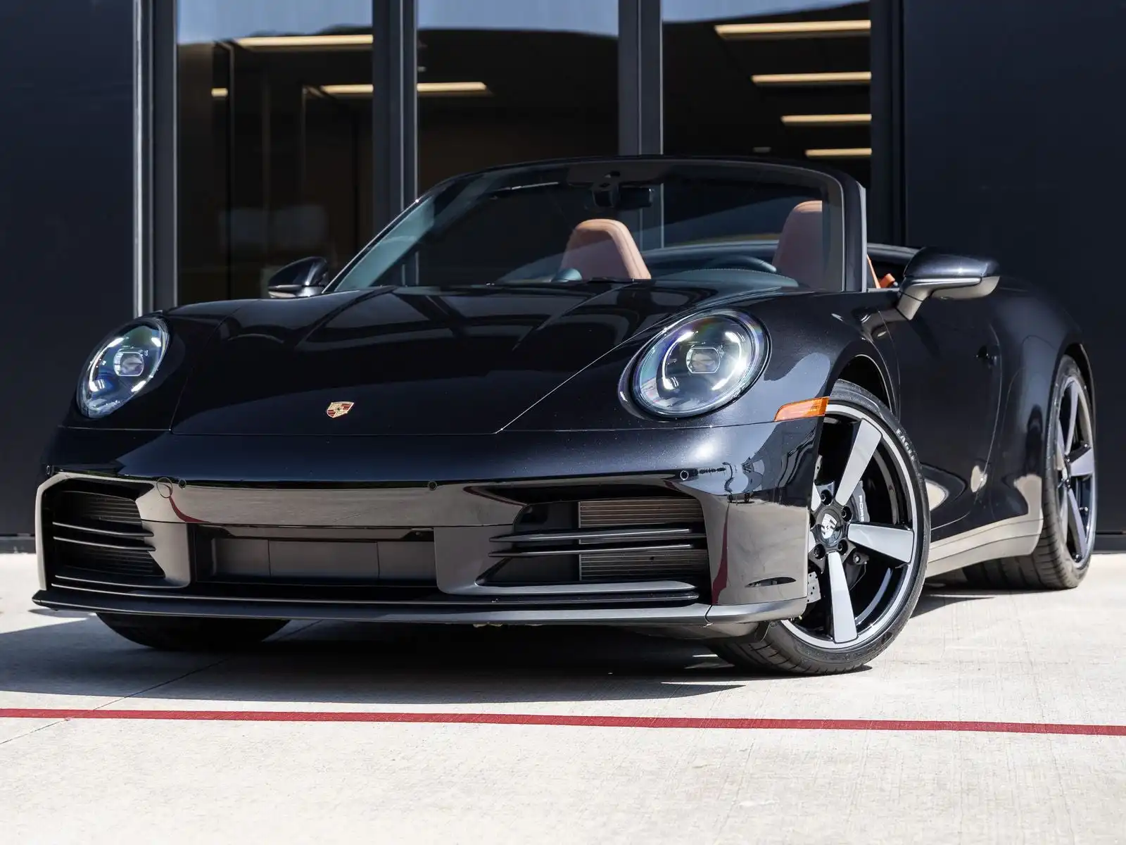 2025 Porsche 911 Carrera Cabriolet's photo