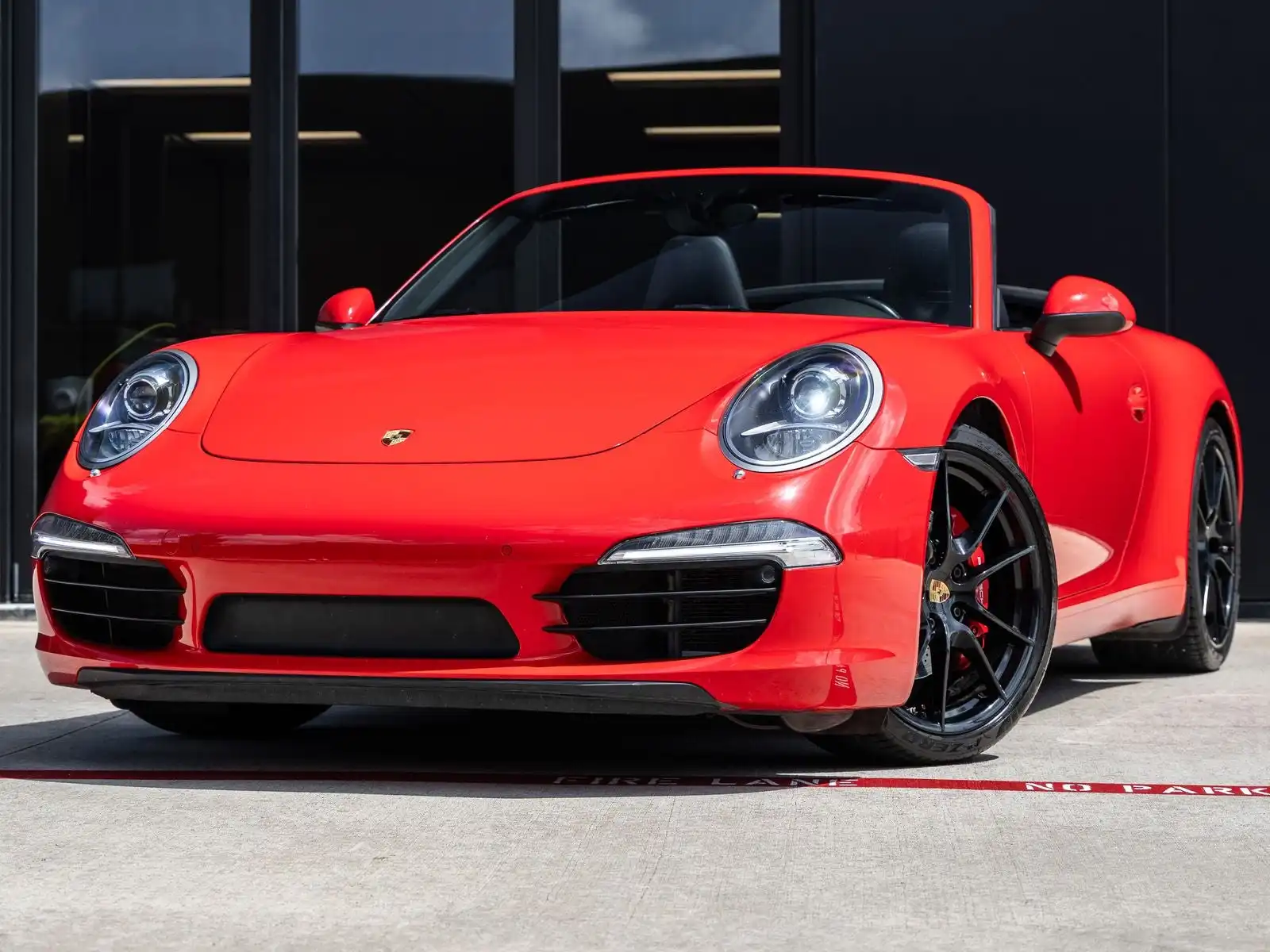 2016 Porsche 911 Carrera S Cabriolet's photo
