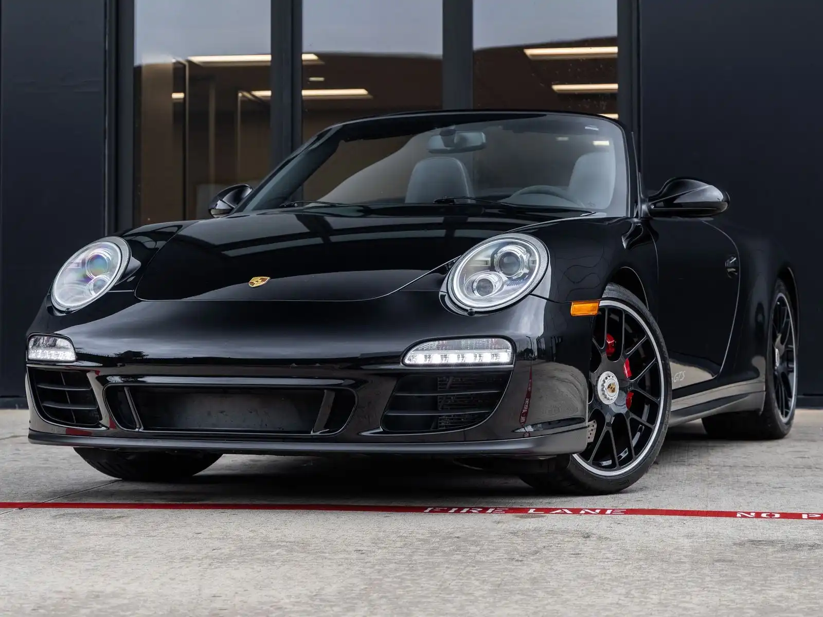 2012 Porsche 911 Carrera GTS Cabriolet's photo