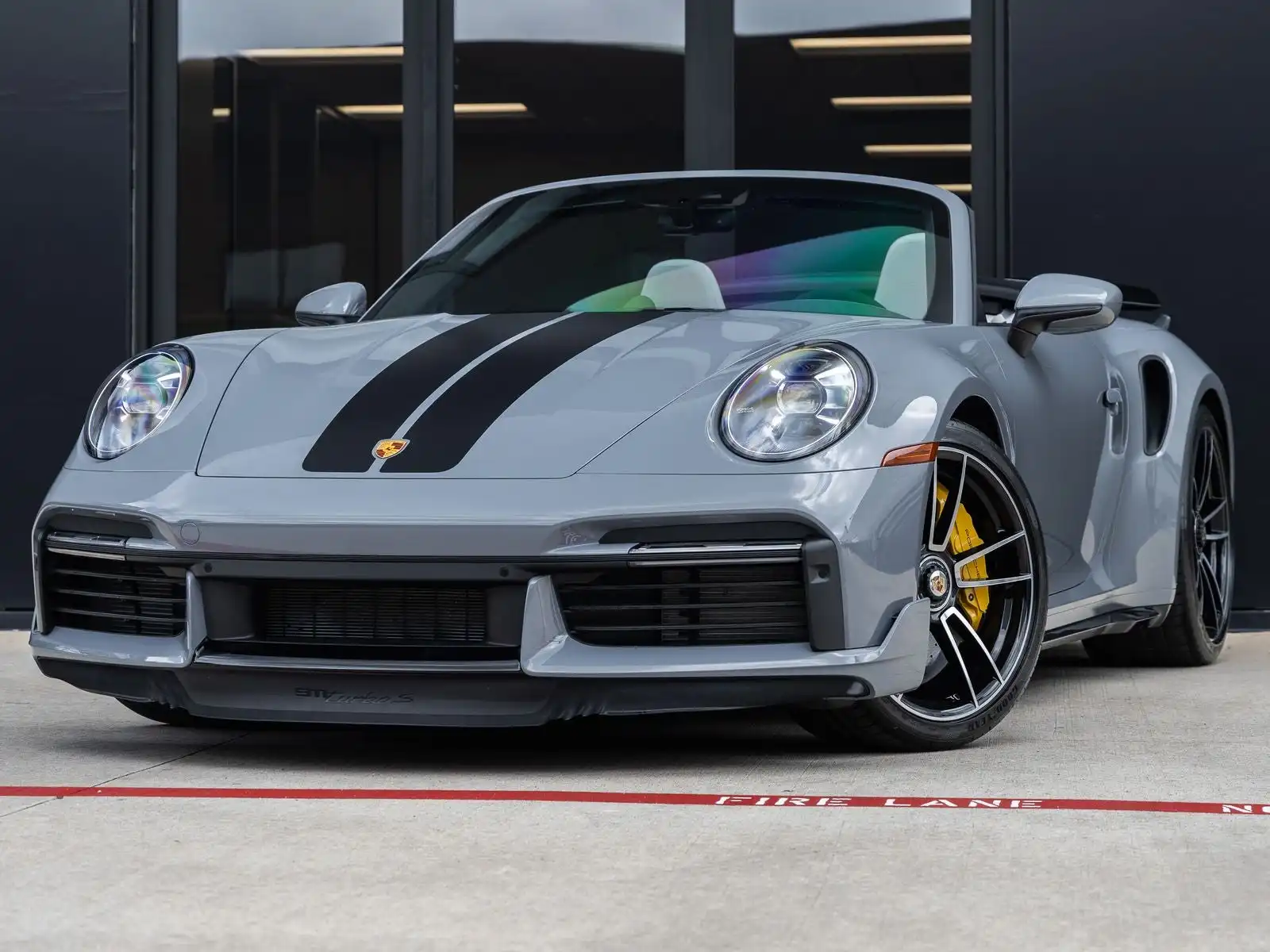 2023 Porsche 911 Turbo S Cabriolet's photo