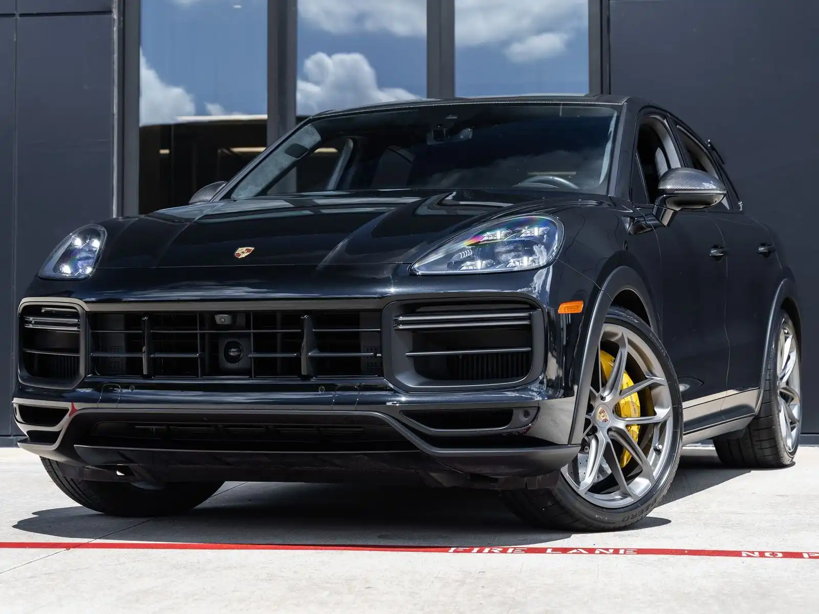 2023 Porsche Cayenne Turbo GT's photo