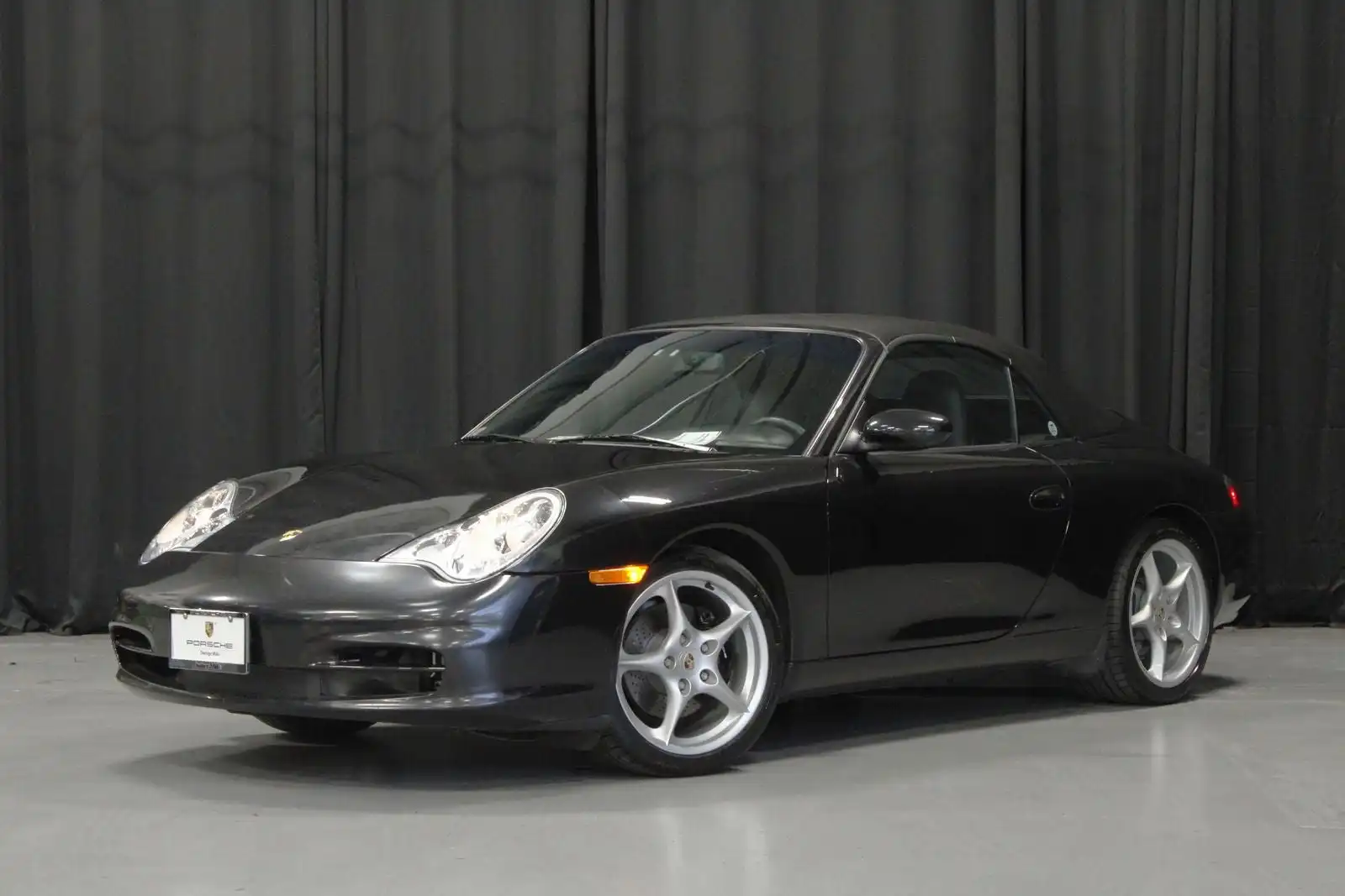 2003 Porsche 911 Carrera 4 Cabriolet's photo