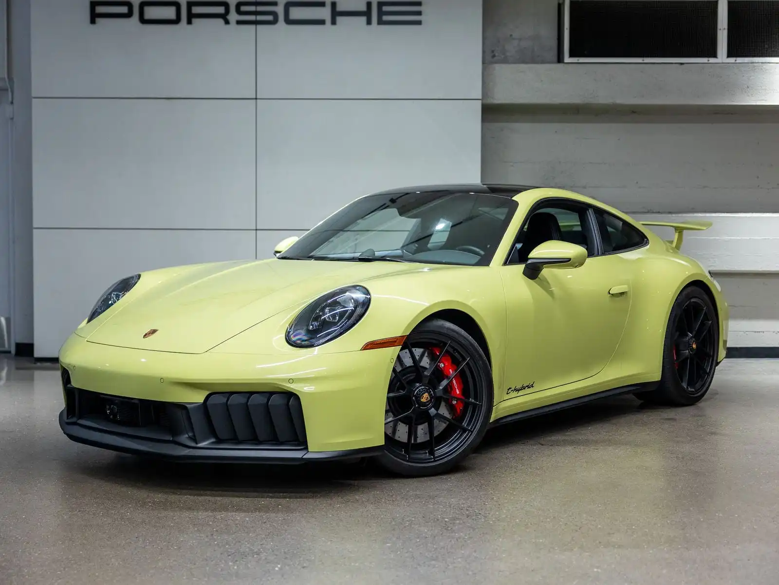 2026 Porsche 911 Carrera GTS Coupe's photo