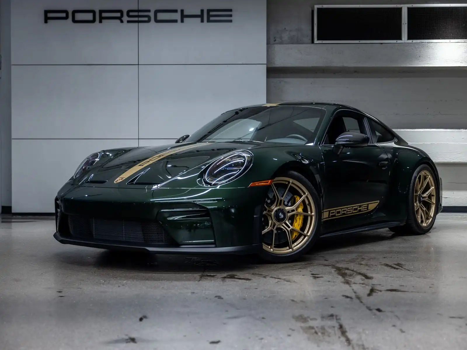 2025 Porsche 911 GT3's photo