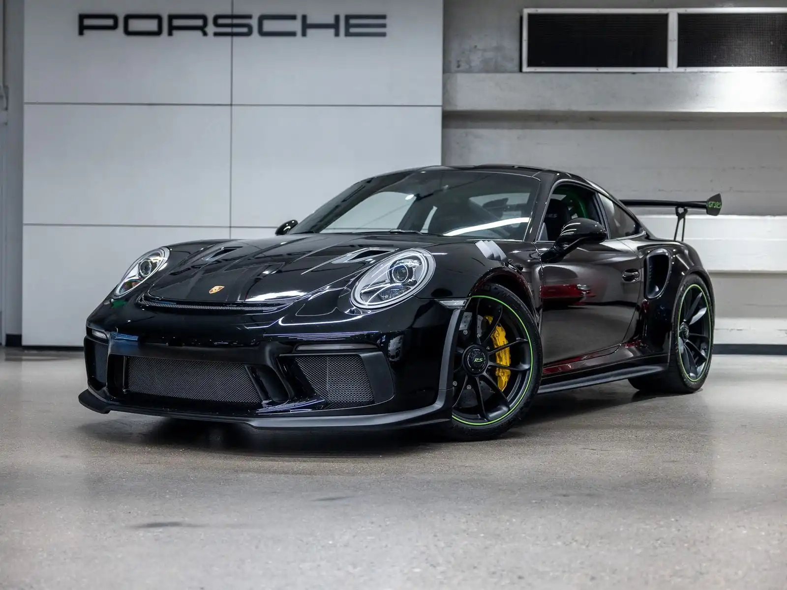 2019 Porsche 911 GT3 RS's photo