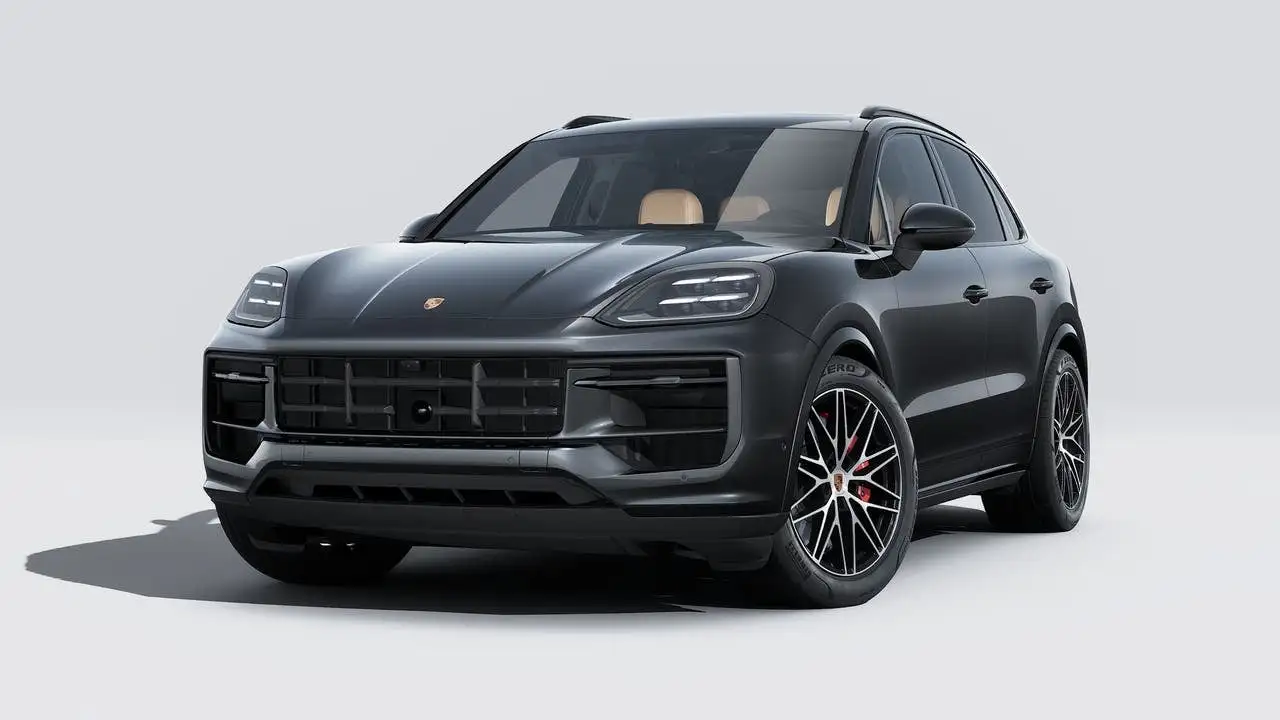 2025 Porsche Cayenne S's photo