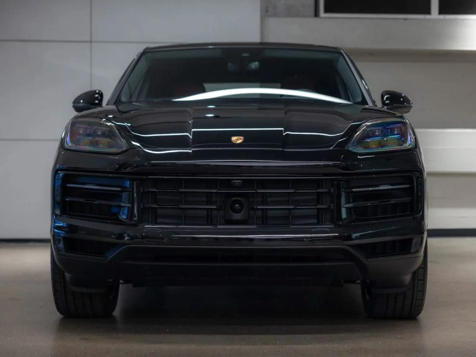 2026 Porsche Cayenne Base photo 5