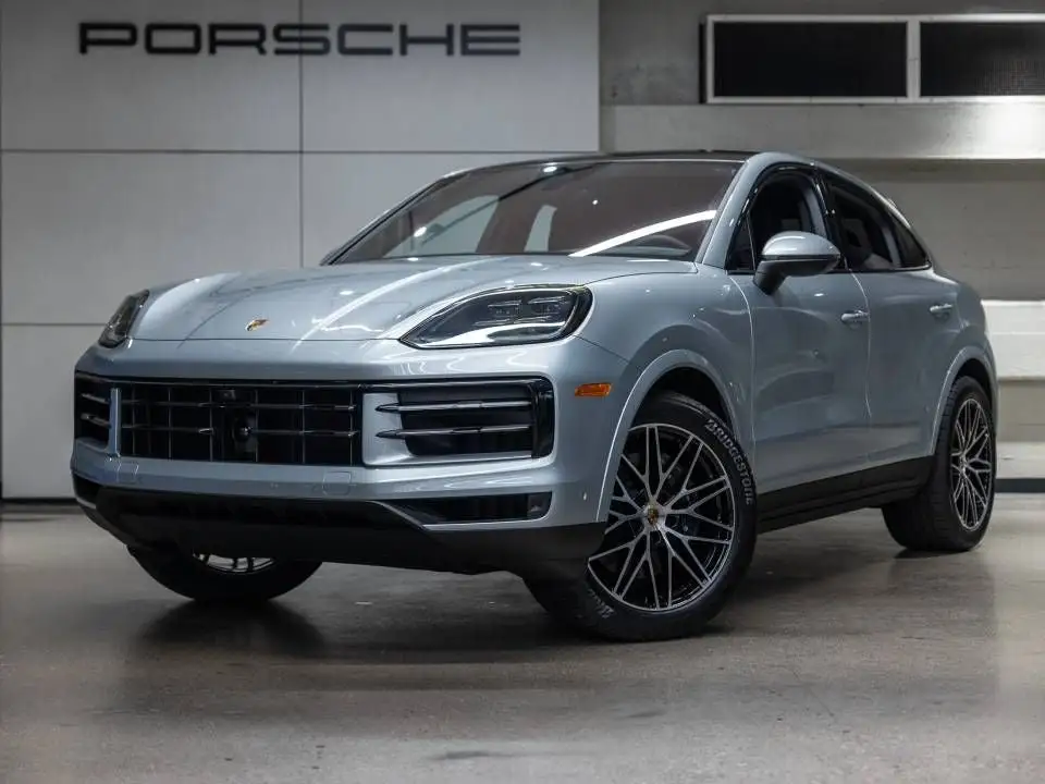 2026 Porsche Cayenne Base photo 1