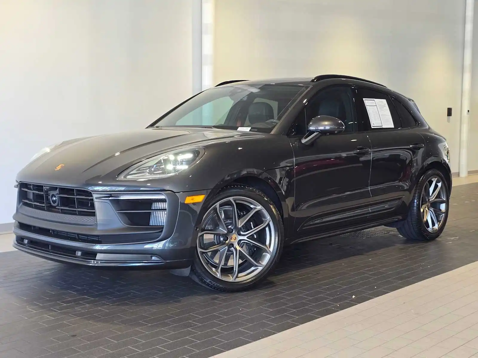 2026 Porsche Macan GTS's photo
