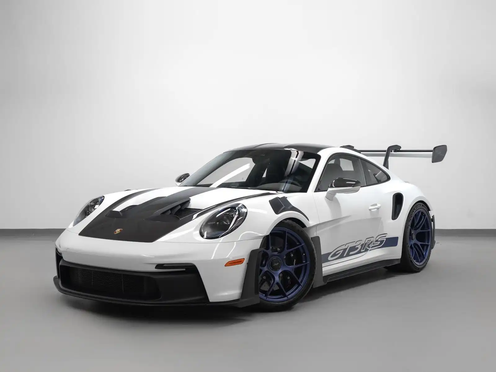 2025 Porsche 911 GT3 RS's photo