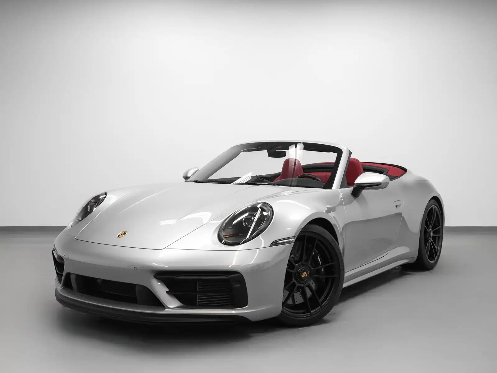 2024 Porsche 911 Carrera 4 GTS Cabriolet's photo