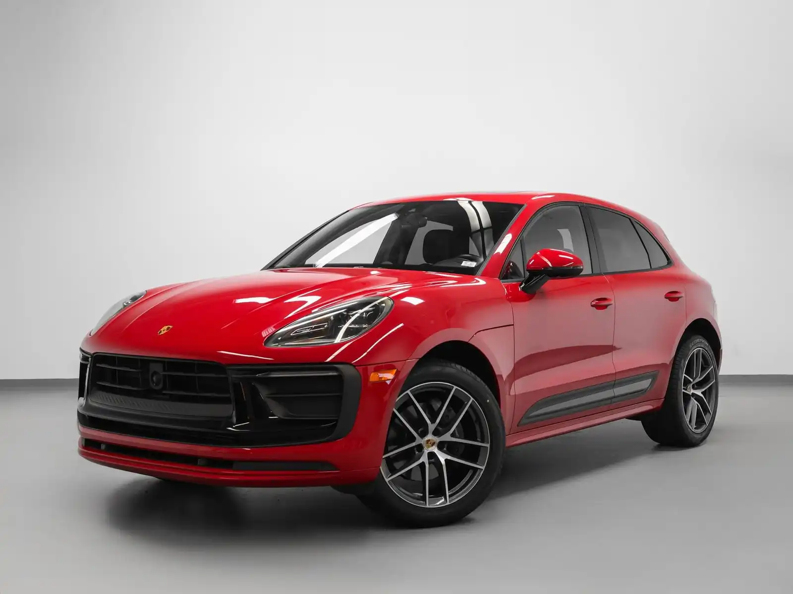 2023 Porsche Macan Base's photo