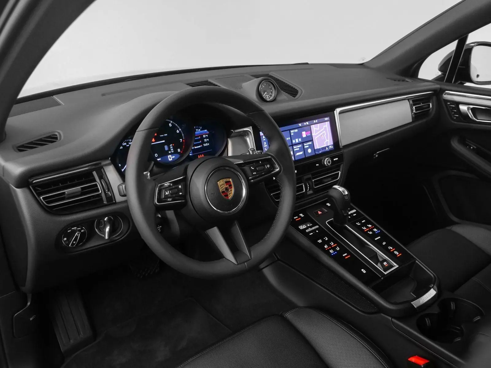 2025 Porsche Macan Base photo 4