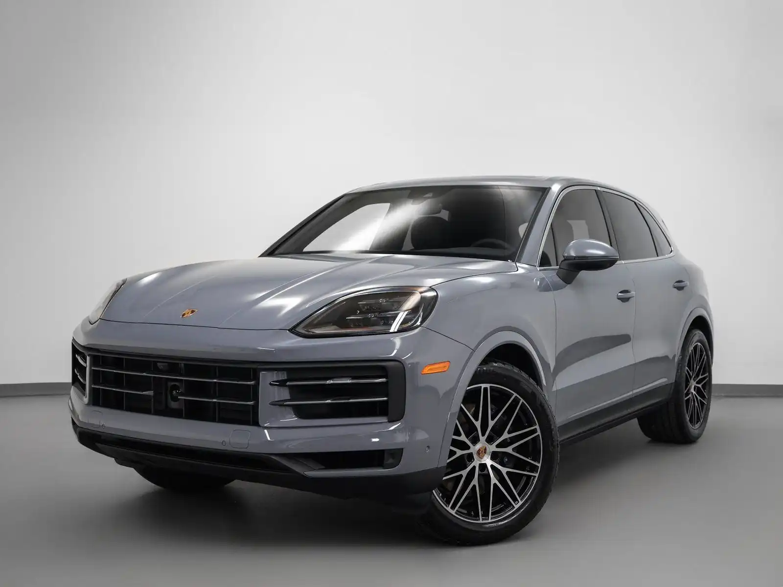 2026 Porsche Cayenne Base's photo