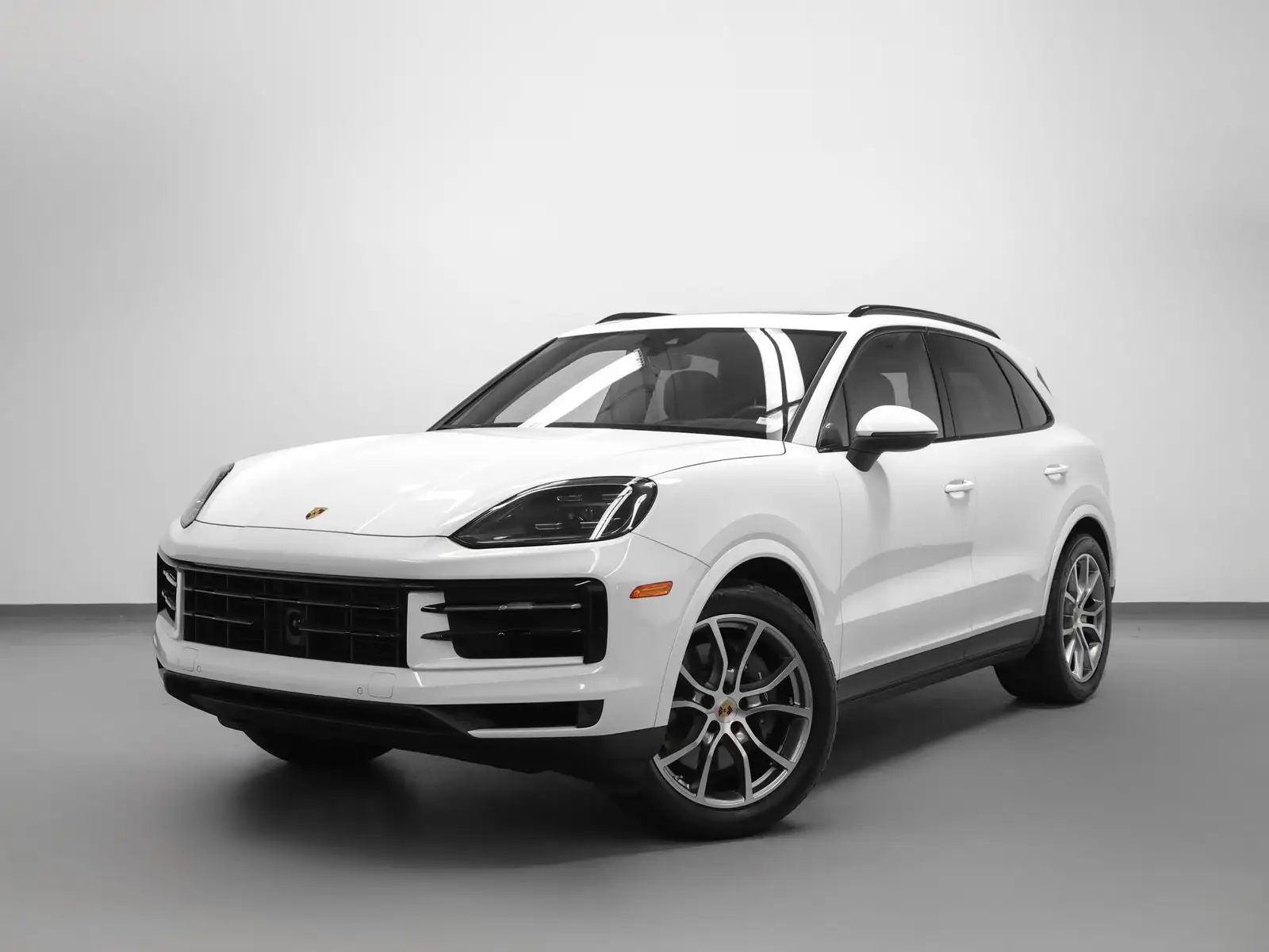 2024 Porsche Cayenne Base's photo