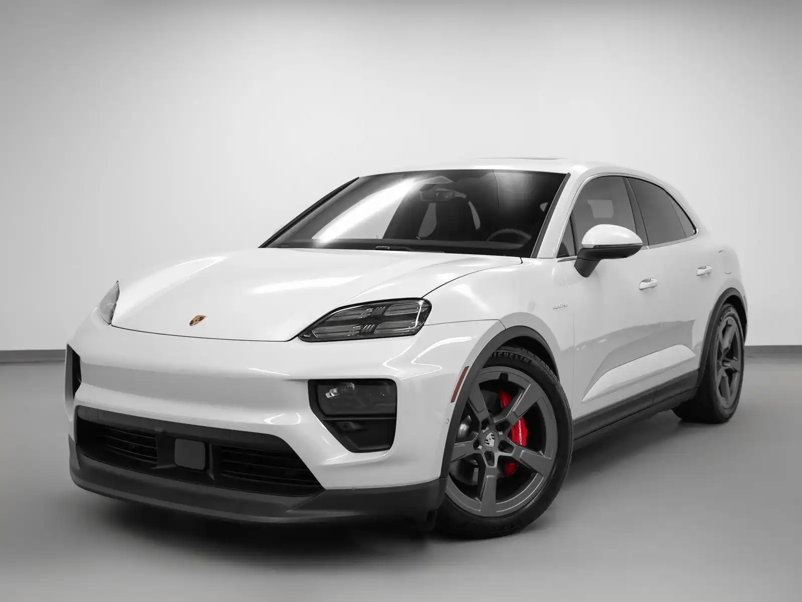2025 Porsche Macan Macan 4S Electric's photo