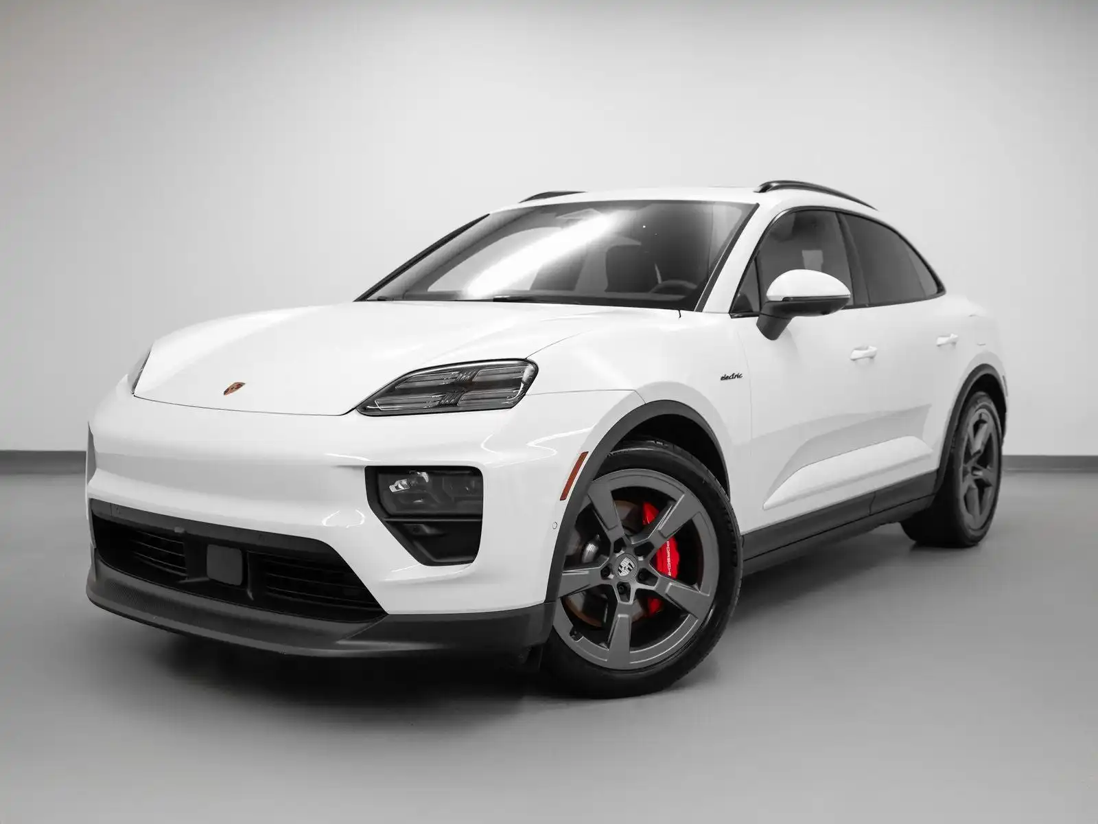 2025 Porsche Macan Macan 4S Electric's photo