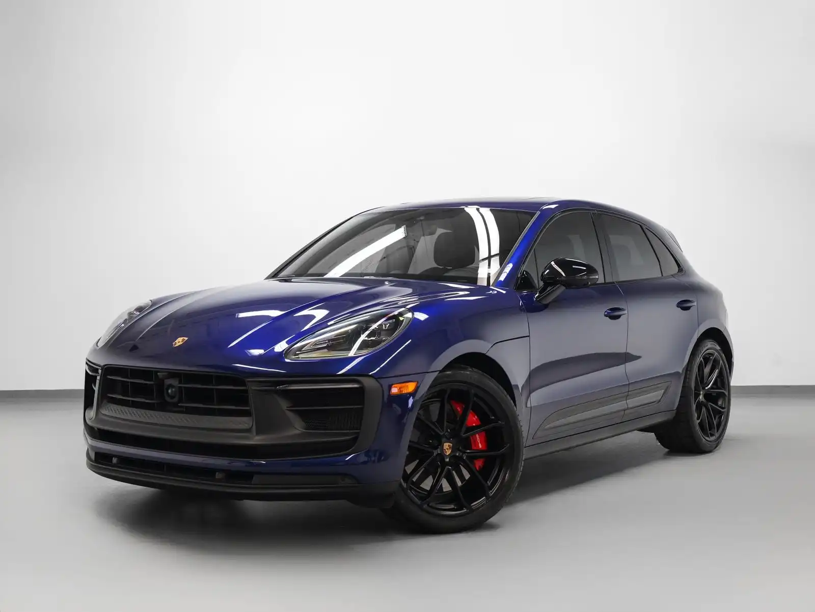 2024 Porsche Macan GTS's photo