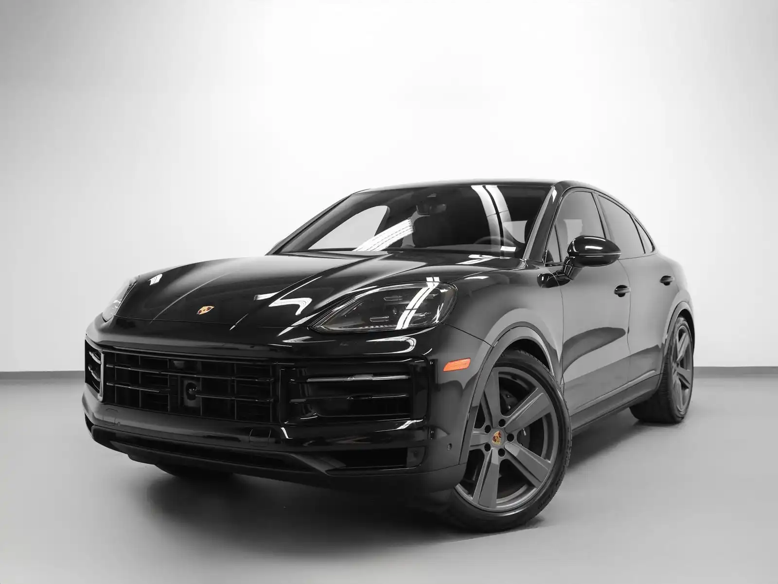 2024 Porsche Cayenne Base's photo