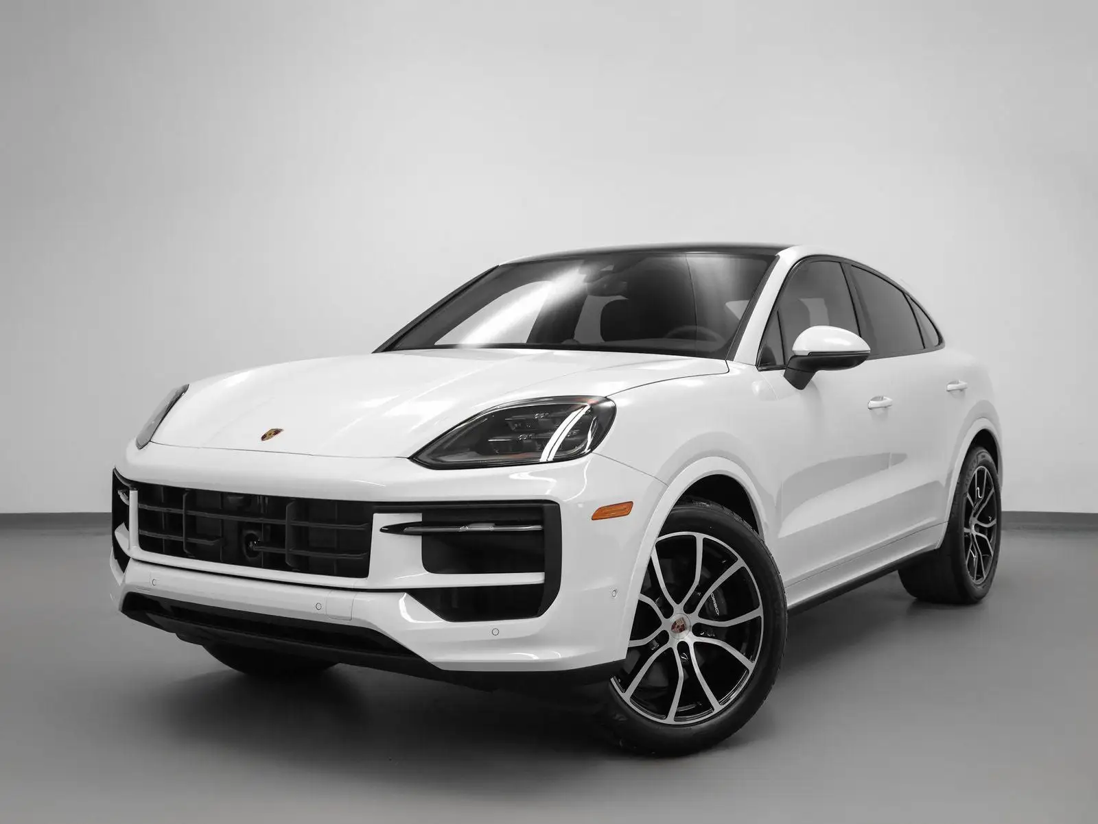 2026 Porsche Cayenne Base photo 1