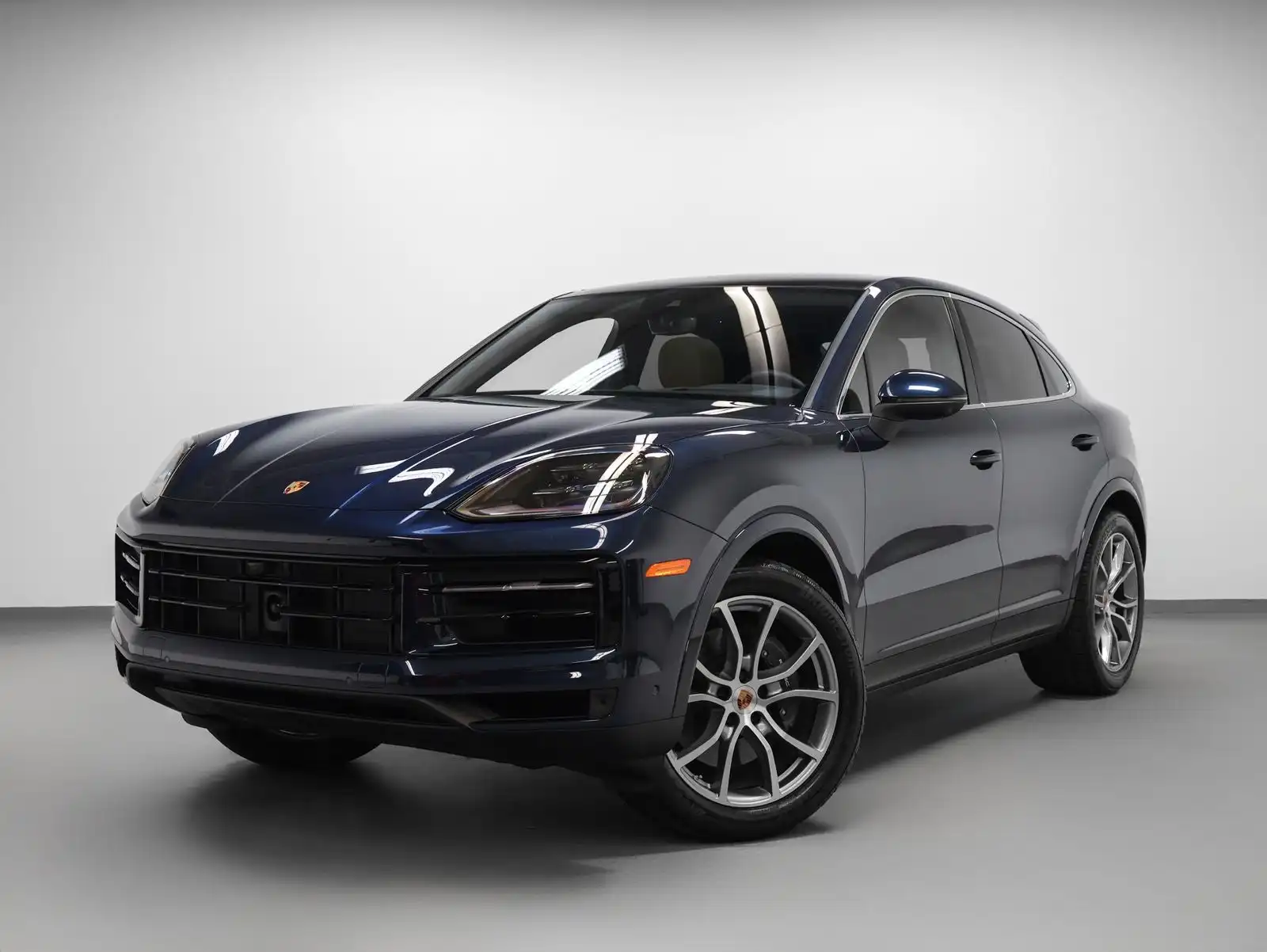 2025 Porsche Cayenne Base's photo